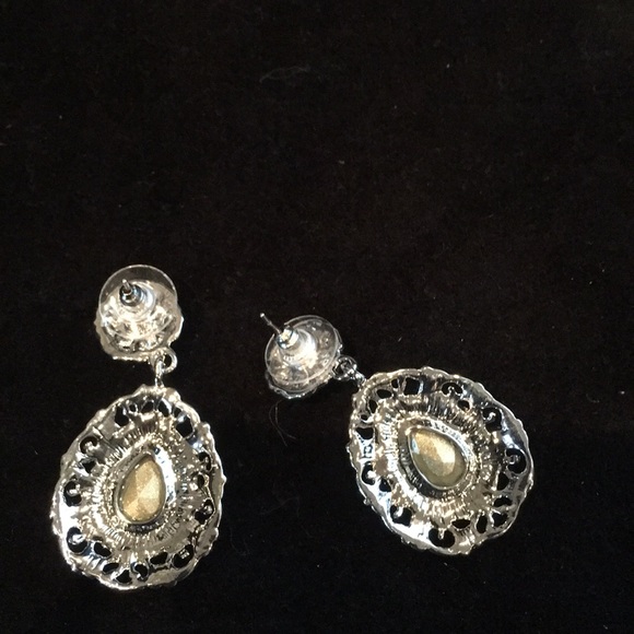 Fashion earrings - Picture 2 of 3